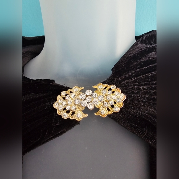 Vixen by Micheline Pitt Black Velvet Golden Era Dress - Picture 4 of 12